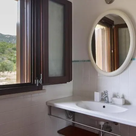 Terremesu Eco With Pool 6 10 Guests Near Costa Rei 4* كاستياداس
